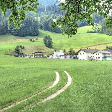 Chalet Rastenhof - Urlaub Auf Dem Bauernhof In Osterreich Gallzein Exterior foto